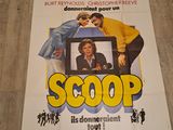 une image d'une affiche du film « Scoop »