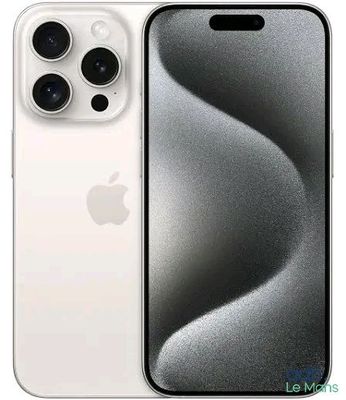Un iPhone 11 et un iPhone 11 sont présentés côte à côte