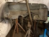 l'image d'une machine dans un garage