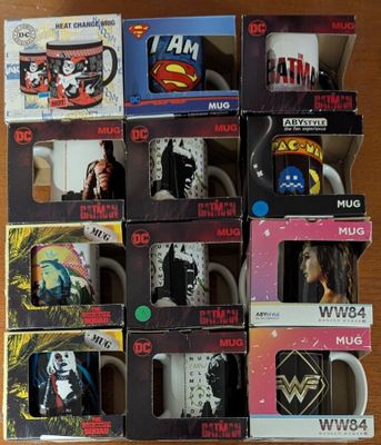 42 / Lot DE 12 Mugs DE L'Univers Marvel + DC /// Comme…