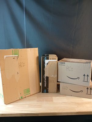 Lot de 4 colis Mystere (Retour Amazon,NPAI, Adresse incomple…