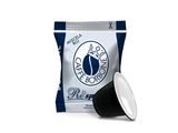 un paquet de café posé à côté d'une tasse de café
