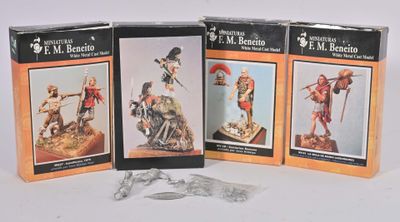 Modélisme amateur, 4 figurines métal à peindre, en boîtes (n…