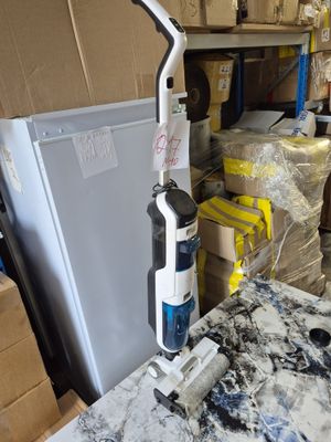 Aspirateur balai avec fil Schneider, coloris blanc, article …