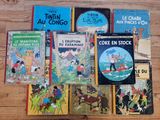 plusieurs livres pour enfants posés sur une surface en bois
