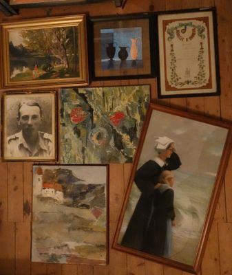 LOT comprenant 7 pièces encadrées :