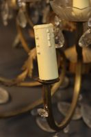 Lustre à douze bras de lumière en métal doré et pampilles en… (photo 4)
