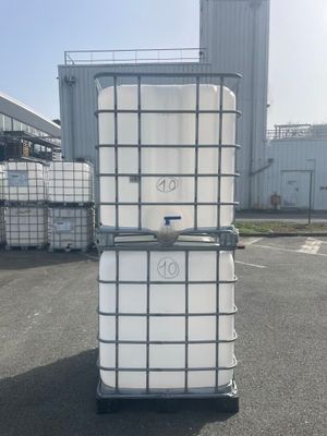 2 transicuves 1000 L. avec support métal (Ref.