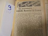un vieux livre recouvert d'une feuille de papier