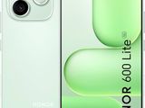 l'avant et l'arrière d'un iPhone 11 blanc sur fond vert