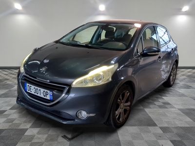 PEUGEOT 208 1.2 PURETECH 82CH BVM5 ALLURE - Voiture d'occasion