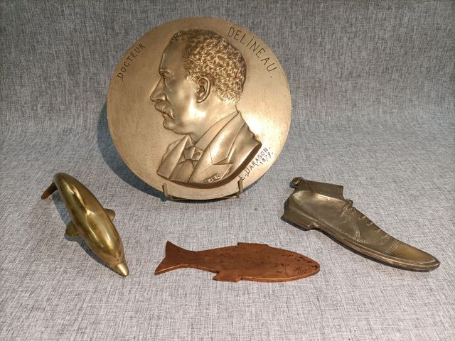 Dauphin en laiton, profil de poisson en cuivre, soulier vide poch