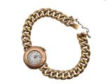 l'image d'une montre-bracelet entourée d'une chaîne