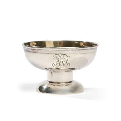 bol plaqué argent orné d'un monogramme