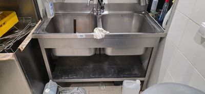 Une Plonge Inox 2 Bacs Avec Robinet ET Douchette Dimension 1…