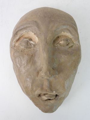 Visage en terre cuite. H.: 29 cm