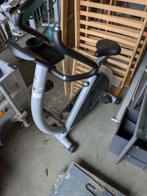 Vélo d'appartement DOMYOS type VM610 - Photo 1