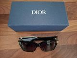 lunettes de soleil Christian Dior avec leur étui