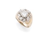 une bague en diamant et en or, signée Van Cleef