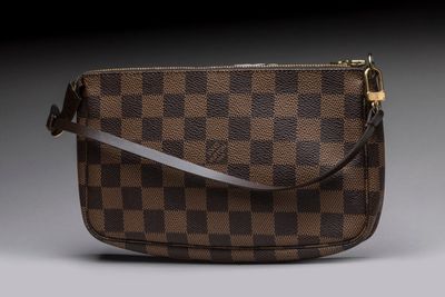 louis vuitton damier cross body bag
