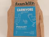 un sachet de « Granivore » posé sur une table