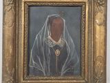un vieux tableau représentant une femme portant un voile et un collier