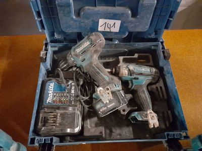 2 visseuses sans fil Makita avec chargeur et accût - Photo 1