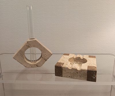 FRATELLI MANNELLI (Att. à) : ensemble en travertin composé d…