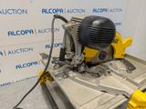 a machine that is sitting on a table in a room