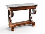 une petite table avec un plateau en marbre sur fond blanc