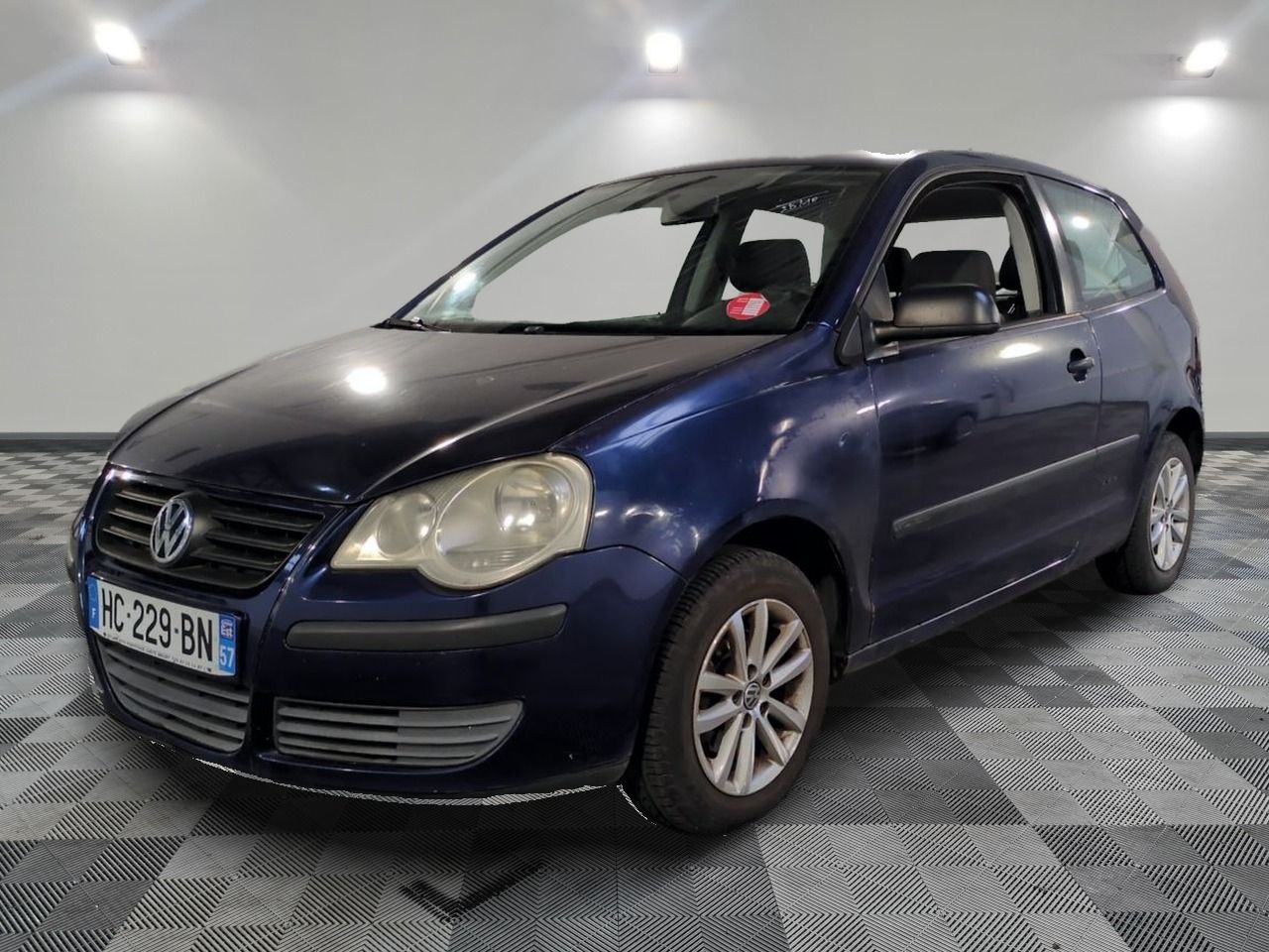 VOLKSWAGEN - POLO 1.2 65 TREND - ES - Mise en service: 05/01…