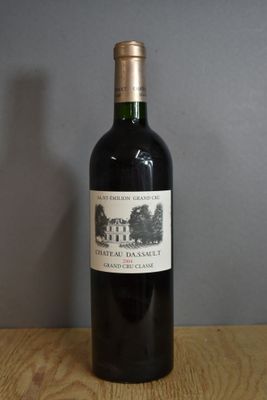 b. Chateau DASSAULT, Saint-Emilion, 2004 - Photo 1