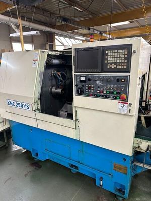une photo d'une machine dans une usine