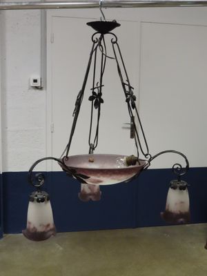 MULLER, à Strasbourg. Suspension Art Nouveau composée d'une …