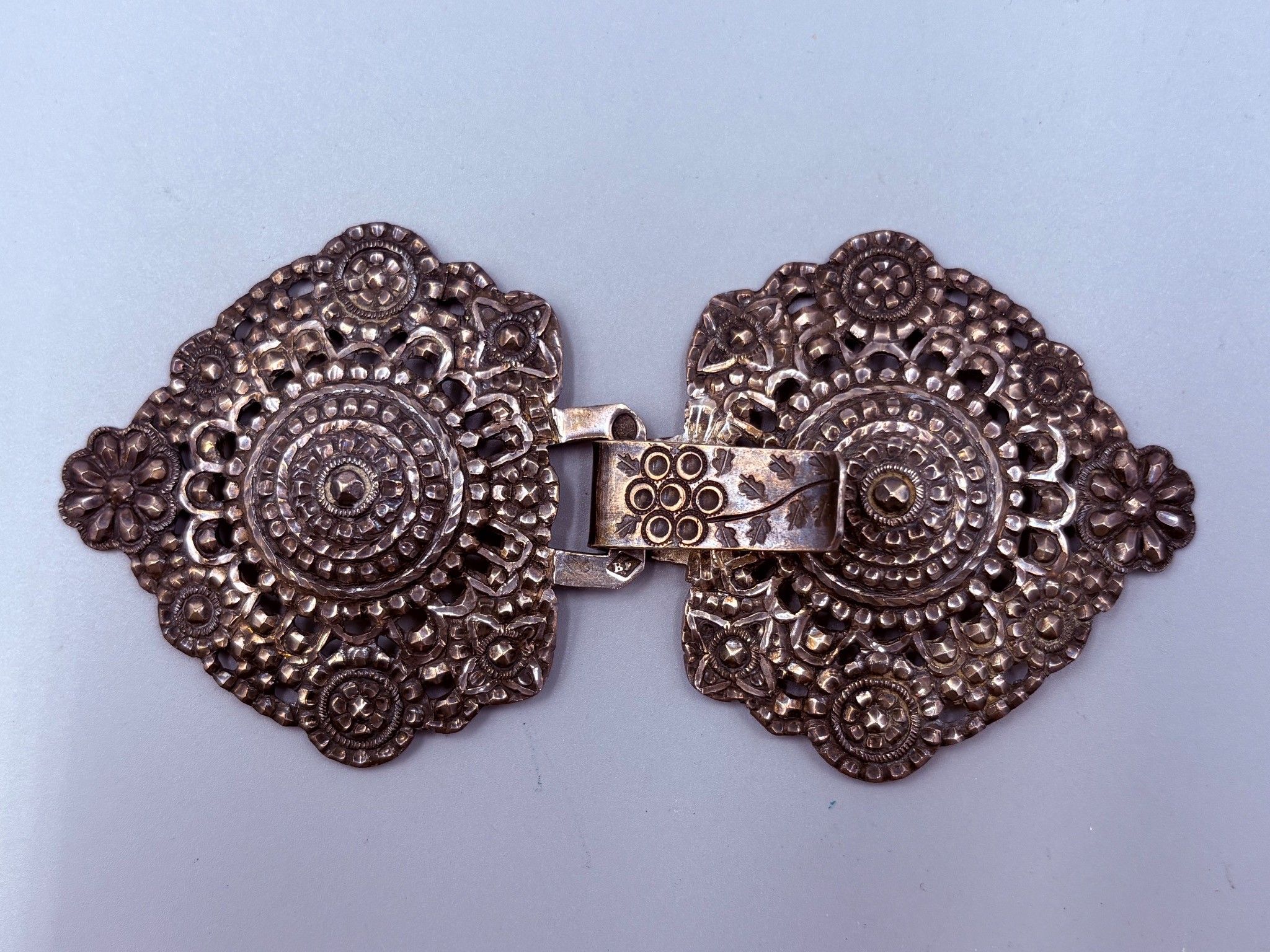 Boucle de ceinture en deux parties à agrafe, de style Art Po…