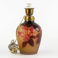 Émile Gallé (1846-1904), lampe de table ornée de fleurs en f… (photo 3)