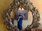 une personne se prenant en photo dans un miroir