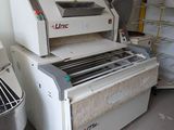 l'image d'une machine installée dans une pièce