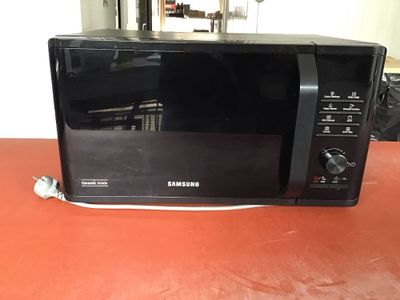 Un four micro ondes et grill de marque SAMSUNG. LOTS A RETIRER SUR RV  - Photo 1