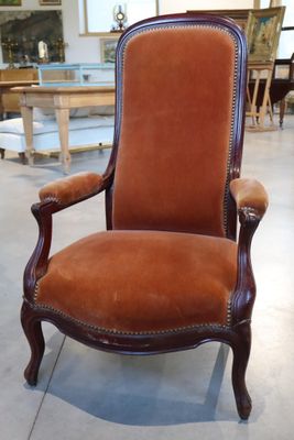 Fauteuil Voltaire en bois naturel mouluré