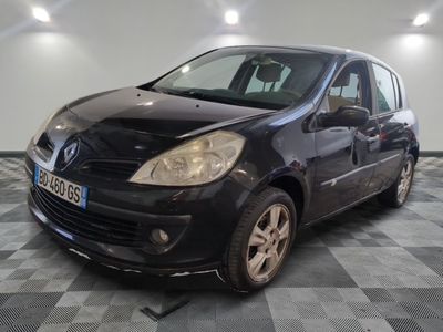 RENAULT - CLIO 1.5 DCI 105 ECO2 PRIVILÈGE - GO - Mise en ser…