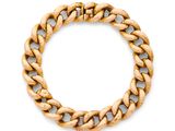 un bracelet en or sur fond blanc