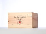 the wooden box is empty and ready to be filled with wine