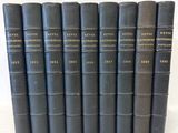 six livres sont empilés les uns sur les autres, alignés en rangée