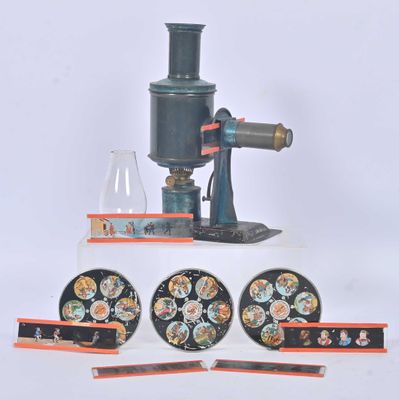 a small machine that is sitting on top of a table
