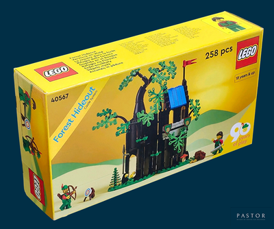 une boîte de Lego posée sur une table