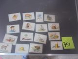 beaucoup de cartes sur la table