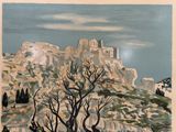 une photo d'un tableau représentant une montagne avec des arbres au premier plan