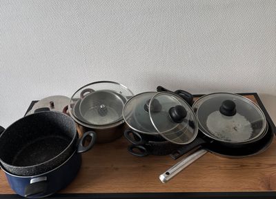 lot de 6 casseroles, 3 poêles et 6 couvercles, produits d'oc…