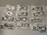a lot of glasses that are on the table